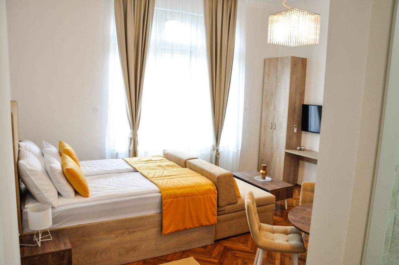 Maroon Free Parking Apartment Sarajevo Bagian luar foto