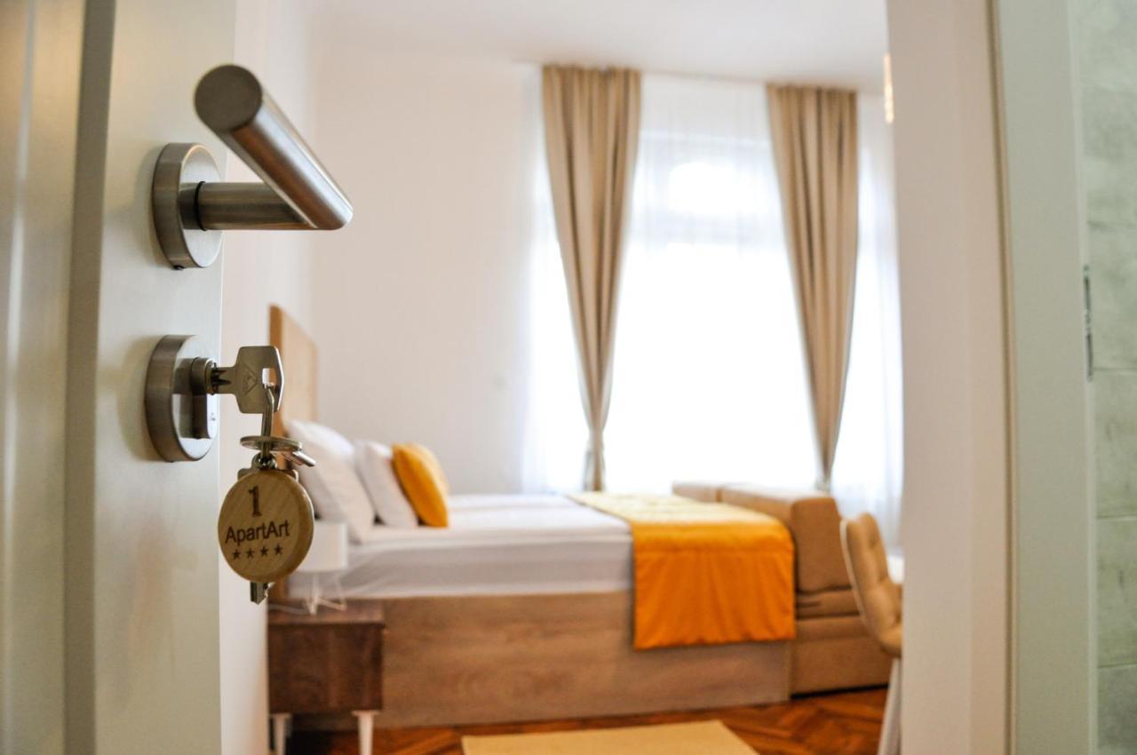 Maroon Free Parking Apartment Sarajevo Bagian luar foto