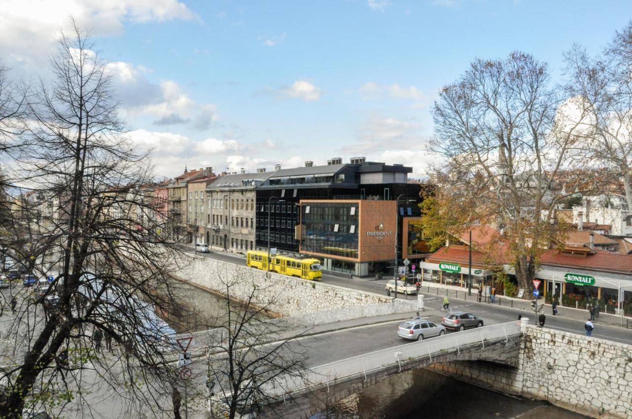 Maroon Free Parking Apartment Sarajevo Bagian luar foto